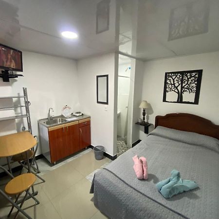Apartaestudio Pequeno Privado Cerca Al Aeropuerto Bogota Luaran gambar
